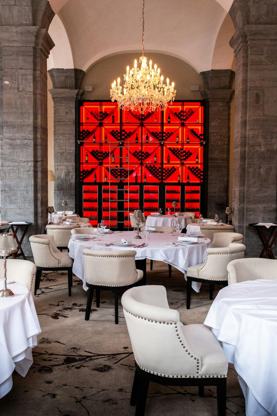 Fusion Restaurant & Bar