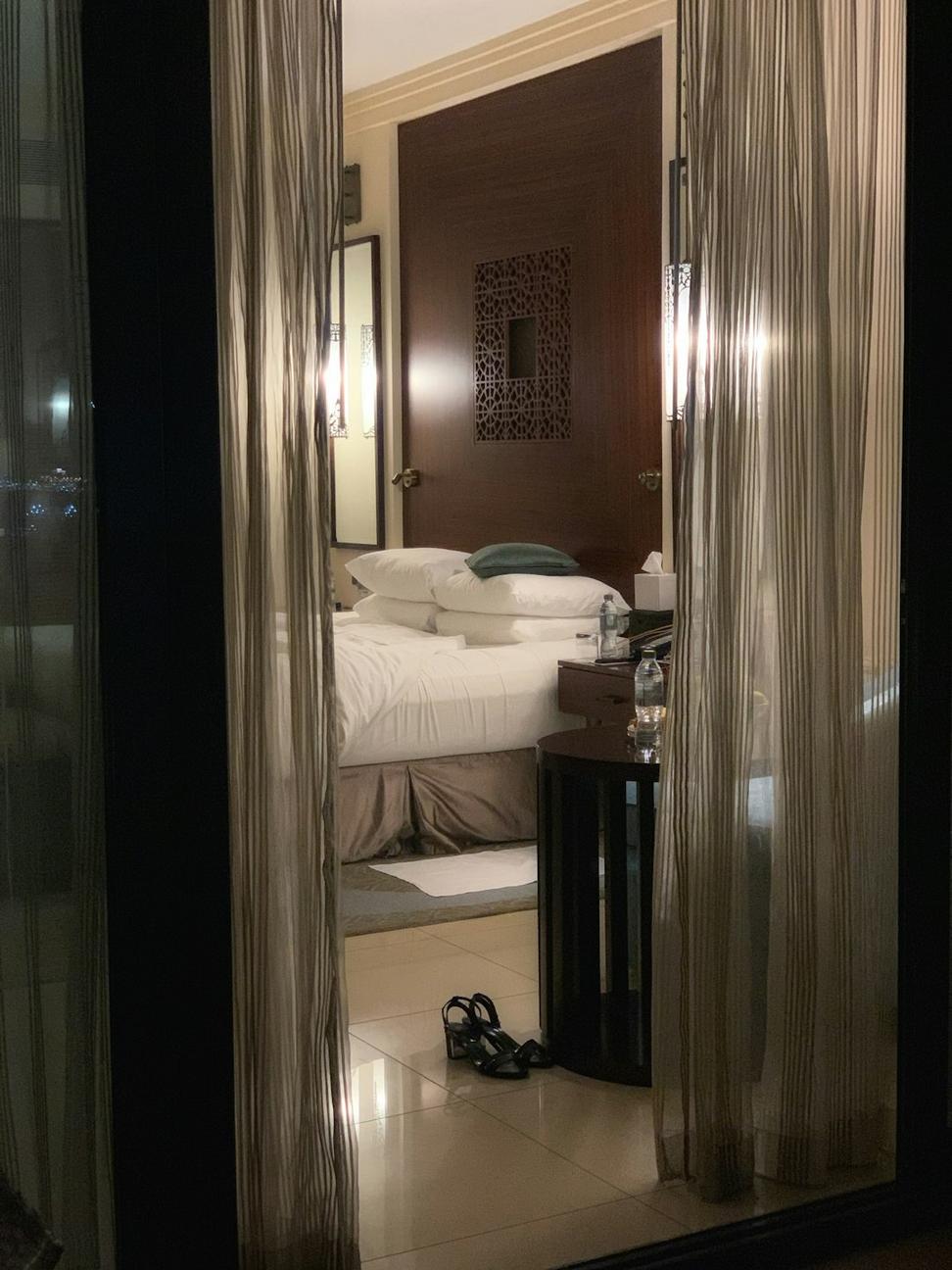 Deluxe Cosmic Suite
